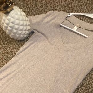 Oatmeal V-neck fitted T-shirt